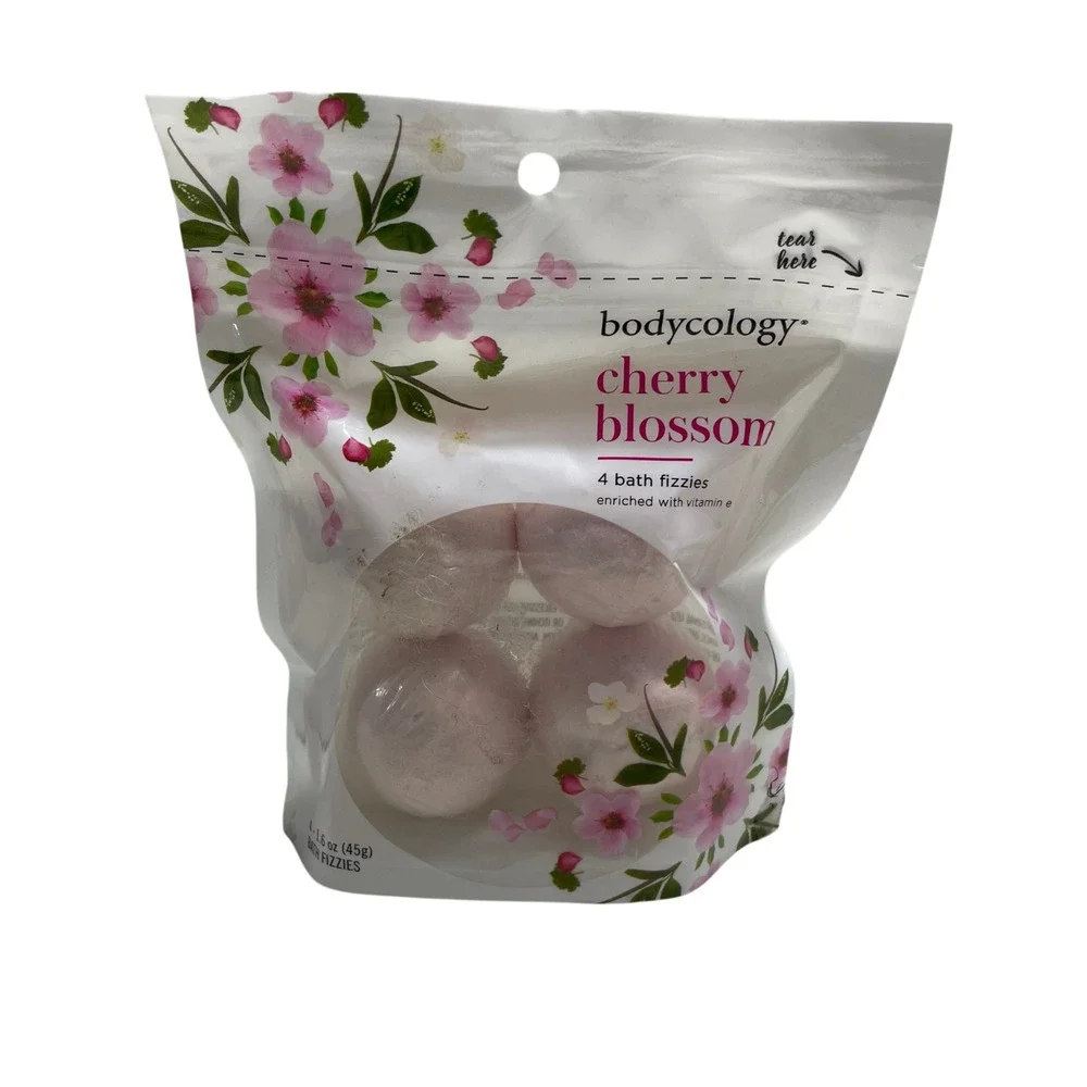 Bodycology Cherry Blossom 4 Bath Fizzes NEW in Bag